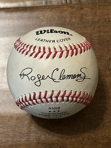 Roger Clemens Wilson A1078 Autograph Facsimile Baseball Official Size Cover