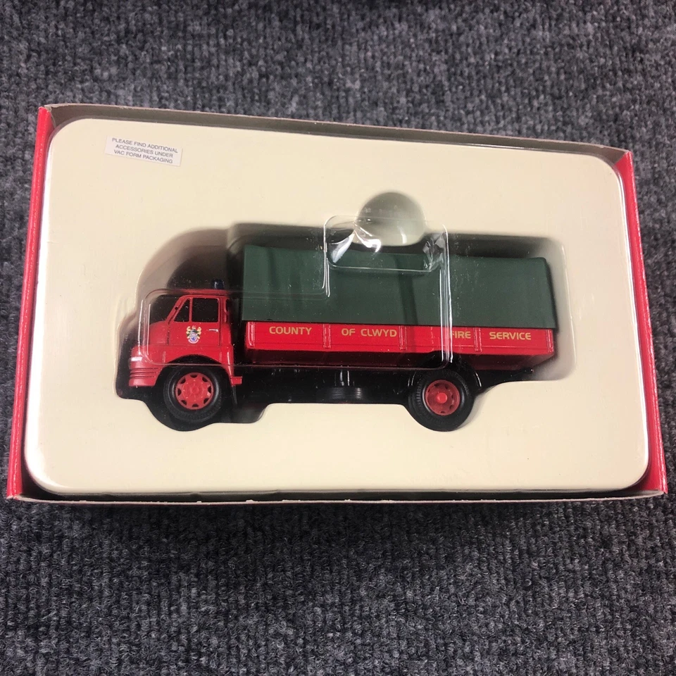 BEDFORD S DROPSIDE CLWYD FIRE BRIGADE 1/50. CORGI  CC10901 Nine Double Nine - Image 1 of 4