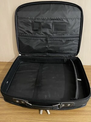 PCL Maletín para Laptop Bolso Negro Ligero Multi Compartimentos 17” Estuche Usado. Foto 1 de 4
