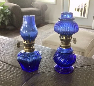 Vtg 2 Miniature Oil Lamps Cobalt Blue Star Swirl Base Hong Kong 4 1/2” Tall - Picture 1 of 8