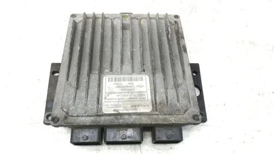 Modulo Centralina Motore Renault Clio II 2004 1.5dCi ECU 8200212348 Diesel 60kW - Immagine 1 di 4
