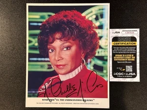 Nichelle Nichols as "Uhura" Star Trek VI Autographed Signed 8x10 Photo w/JSA COA - Picture 1 of 5