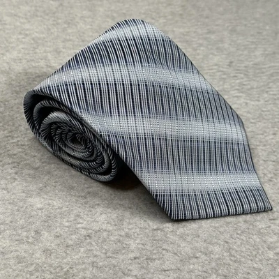 Corbata de seda Bruno Piattelli Roma azul a rayas diagonales hecha a mano 59x3,75 Foto 1 de 4