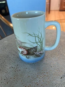 Vintage Otagiri Steinzeug Kaffeebecher Tasse Muscheln, Strand, Ozean Japan 5" hoch 16oz - Bild 1 von 4