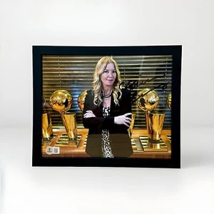 Jeanie Buss Autograph Signed LA Lakers Trophy 8x10 FRAMED Photo Beckett BAS COA - Picture 1 of 2
