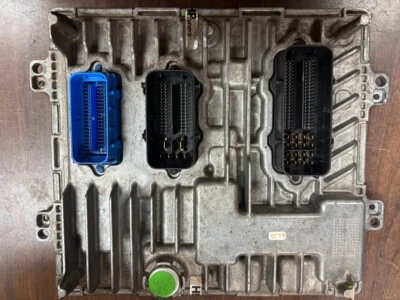 Chevrolet Silverado 3500 2019 ordenador motor 6,6 L Duramax. ECU ECM PCU PCM Foto 1 de 4