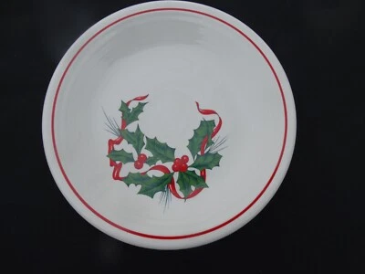 FIESTAWARE Contemporary Fiesta Ware Retired Holiday Fiesta Holly Ribbon Salad Plate NOS