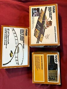 HO Scale Tyco Model 899 Transformers Power Pack More