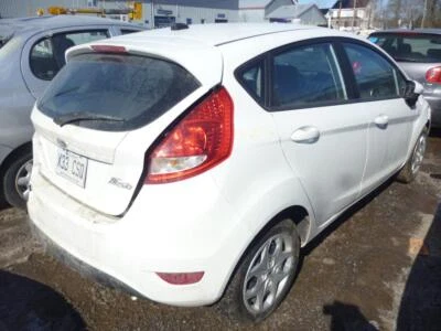 Used Rear Coil Spring fits: 2012 Ford Fiesta Rear 4 Dr Htbk Rear Grade A Foto 1 de 4