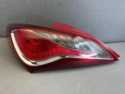 Luz trasera exterior izquierda conductor Hyundai Genesis 2013-2016 OEM 92401-2M5 Foto 1 de 4