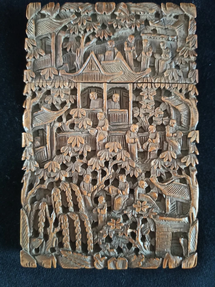 19th Century Chinese Hand Carved Card case - Image 1 of 4