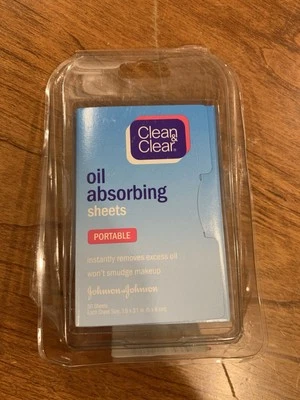 Clean & Clear Oil Absorbing 50 Sheets Portable Instantly Removes Excess Oil - Image 1 of 3