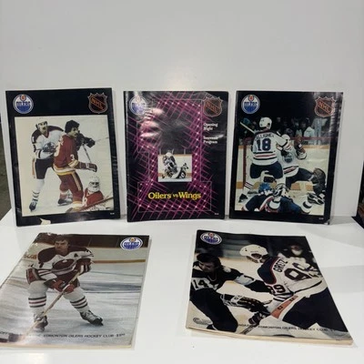 Programa Gretzky Oilers Primer Juego en Casa 1979, Plus 4 Foto 1 de 4