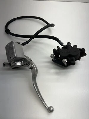 #136 09-11 Kawasaki Vulcan 900 VN 900 Pinza de freno delantera personalizada cilindro maestro Foto 1 de 4