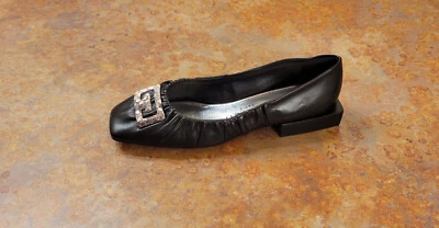 ¡Nuevo! Bailarina Givenchy 'ID' Scrunch Pump negra para mujer 8 EE. UU. 38 euros Precio de venta sugerido por el fabricante $850 Foto 1 de 4