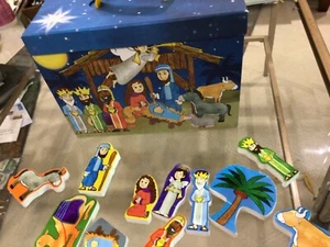 Nativity Wood Set Christmas  KidCraft   Travel Box - Picture 1 of 6