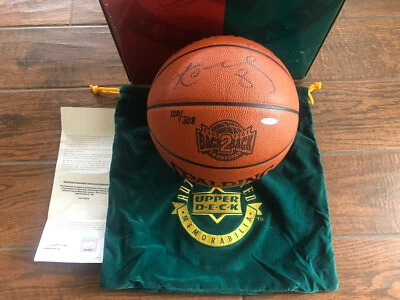 Kobe Bryant Signed NBA Official Back 2 Back Game Ball Autographed Upper Deck UDA - Image 1 of 4