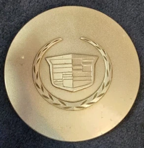 2006-2008 CADILLAC DTS OEM CENTER CAP PN9593259 - Picture 1 of 6