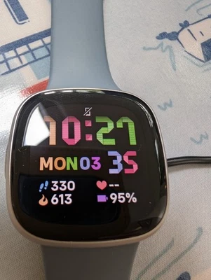 Fitbit Versa 4 Smartwatch, GPS, Bluetooth, Heart Rate, Fitness Tracker Platinum - Image 1 of 4