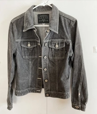 复古 Guess Jean 夹克女式 XL 黑色棉卡车司机牛仔二手状况完好,请参阅图片。 — 第 1/4 张图片