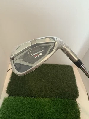 NEW TaylorMade M4 Pitching Wedge / KBS MAX Regular Flex Steel Shaft - Image 1 of 4