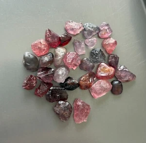 Lot 125 cts Natural Multi Colour Spinel Rough From Myanmar - Imagen 1 de 5