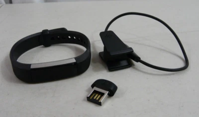 Fit Bit Ultra - Will not turn on - Image 1 of 4