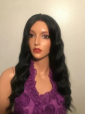 NWT Vanessa Long Black Wavy Heat Wave Comfort Soft Lace Front Wig Foto 1 de 4