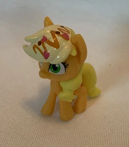 2020 My Little Pony G4.5 Unicorn Party Celebration 1.5" Applejack Figure - Picture 1 of 7