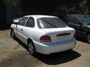 HYUNDAI EXCEL LEFT TAILLIGHT X3, HATCH, LATE, 02/1997-09/2000, 132695 KMS