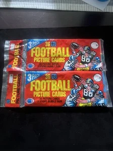2- 1980 Topps Football SEALED GROCERY RACK PACK WAX Wrapper Simms RC Rare Lot - Picture 1 of 2