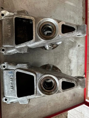 Montantes traseros de aleación Tvr Vixen - Foto 1 de 3