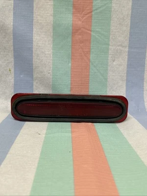 MITSUBISHI ECLIPSE 2000-2005 TERCERA LUZ DE FRENO Foto 1 de 3