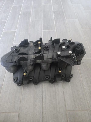 Chevrolet Avalanche 1500 2004 colector de admisión combustible flexible 5,3 L LM7 OEM 25350348 Foto 1 de 4