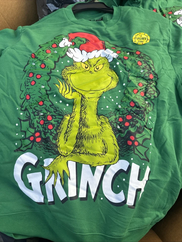 ⚡️Ugly Christmas Sweater- The Grinch Light Up XL - Image 1 of 4