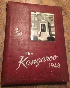 Anuario de escuela secundaria 1948 de Killeen High School ""The Kangaroo"" Peebles, Buckley - Imagen 1 de 12