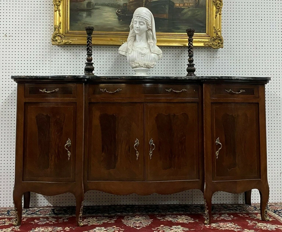 Antiguo aparador buffet serpentino con tapa de mármol de nogal burl francés C1890 Foto 1 de 4