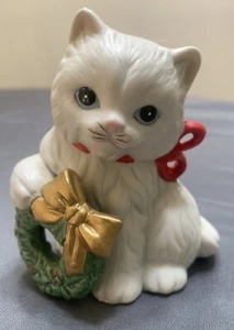 Homco White Kitty Cat Kitten Christmas Wreath Holiday Home Decor - Picture 1 of 4