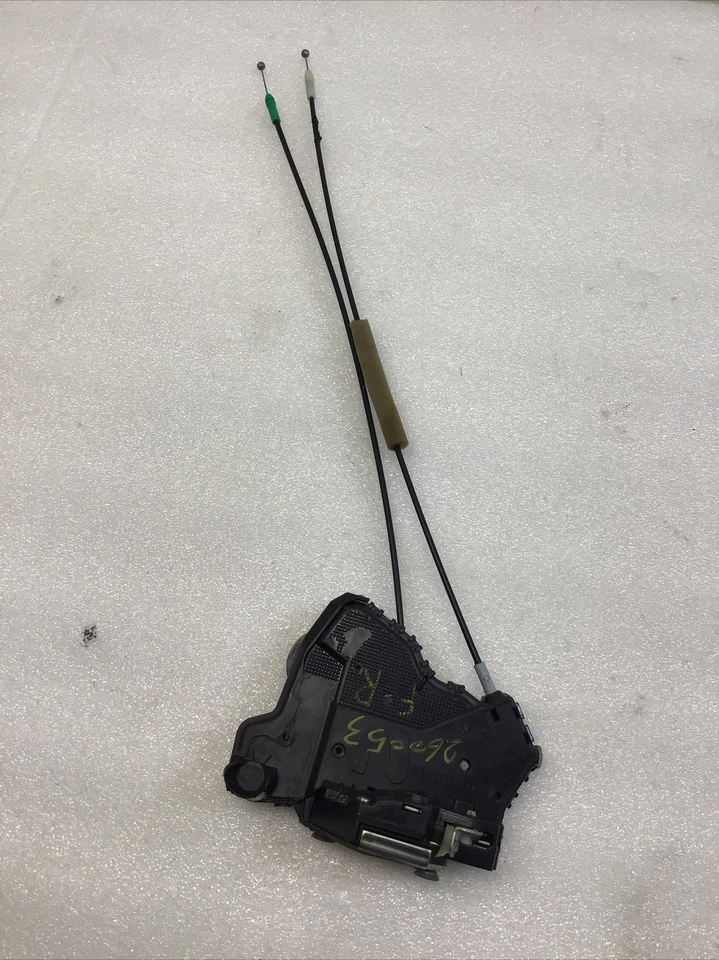 Toyota Tundra 2007-2013 cabina extendida delantero derecho pasajero cerradura pestillo OEM Foto 1 de 4