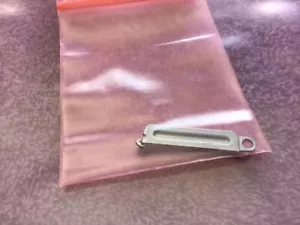 Dell Latitude E7240 E7440 E7250 E7450 E7270 E7470 blocco connettore lcd con vite - Foto 1 di 2