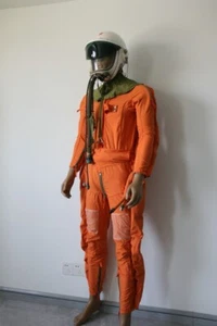 Original MiG Jagdflieger High Altitude Sealed Helm, Druckanzug - Bild 1 von 23