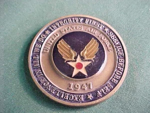 Medaille US Air Force 1947 Flieger werden - Bild 1 von 2
