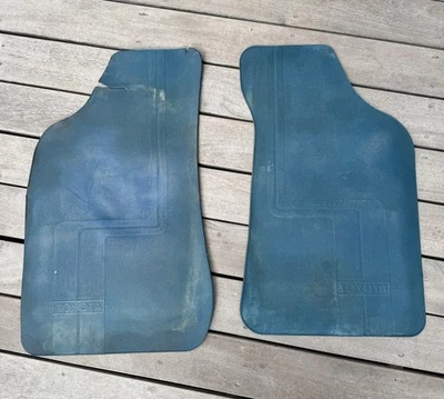 Alfombrillas vintage para camioneta Toyota 84-88 OEM - azules Foto 1 de 4