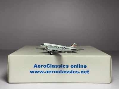 Aeroclassics 1:400 USAF Douglas C-47 0-76671 50th '63 AC076671 - Image 1 of 2