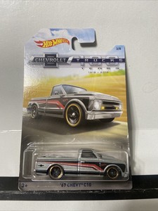 2018 Hot Wheels '67 Chevy C10 Chevrolet Trucks 100 Years 3/8 Mint Card
