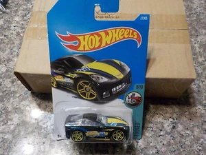 HOT WHEELS 2015  TOONED C6 CHEVROLET CORVETTE  NEW IN PACKAGE - Picture 1 of 2