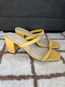 NEW Strappy Sandal Heels Suede Yellow Women 10 Modern Minimal Square Toe - Picture 1 of 5