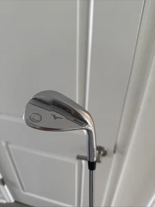 Mizuno S18 Forged 56 Degree Wedge Dynamic Gold Shaft With White Black Grip - Picture 1 of 3