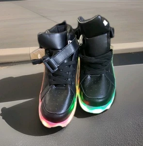 Adults Or Kids Trendy LED Lightup High Top Sneakers Sz 7 Or 38 EU , Unisex - Picture 1 of 9