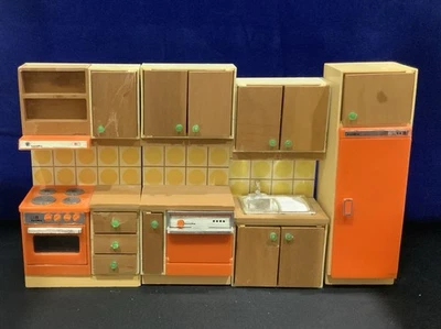Muebles vintage para casa de muñecas Lundby - Juego de cocina. Escala 1:16.  Foto 1 de 4